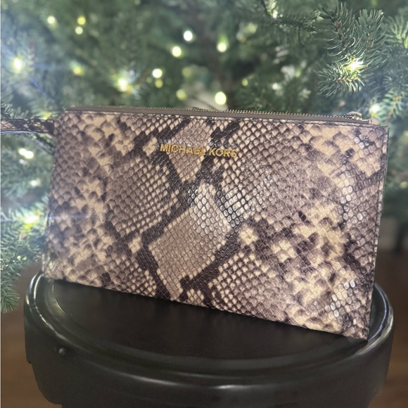 Michael Kors Brown and Cream Snake Pattern Wristlet - Picture 1 of 4
